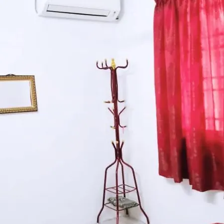 Homestay Mama Razzin Kuala Kangsar Exterior photo