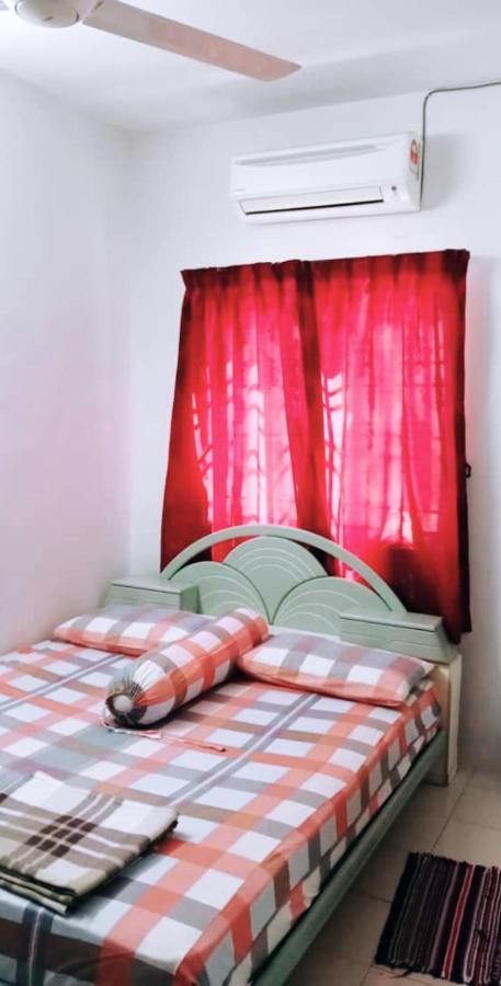 Holiday home Mama Razzin Kuala Kangsar